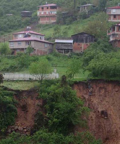 Heyelan tehlikesi altındaki evler boşaltıldı