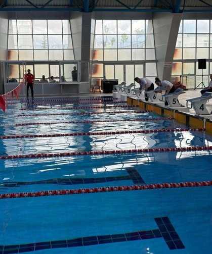 Niğde’de okul sporları yüzme müsabakaları tamamlandı
