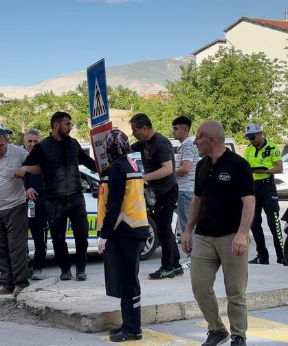 Niğde’de otomobil ile motosiklet çarpıştı: 1 kişi yaralandı