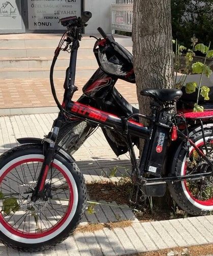 Çorum'da otomobil ile elektrikli bisiklet çarpıştı: 1 yaralı