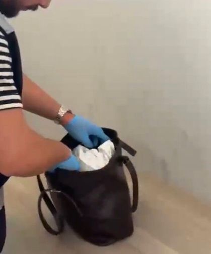 1 kilo 210 gram metamfetamin ele geçirildi