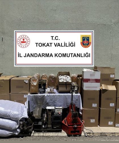 Kaçak tütün operasyonu: 4 gözaltı