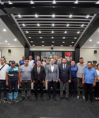HAK-İŞ Hizmet-İş Sendikası'ndan Başkan Özdemir'e tebrik ziyareti