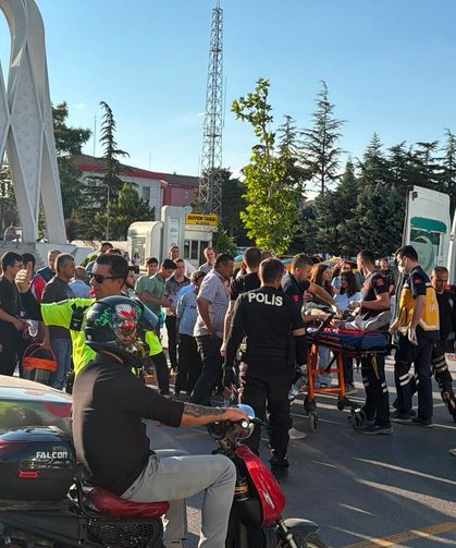 Niğde'de yolun karşısına geçmeye çalışan yayaya otomobil çarptı