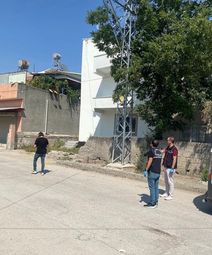Boşanma aşamasındaki eşini ve baldızını vurdu