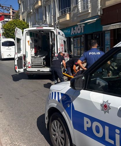 Açılan otomobil kapısı kazaya neden oldu: 2 yaralı