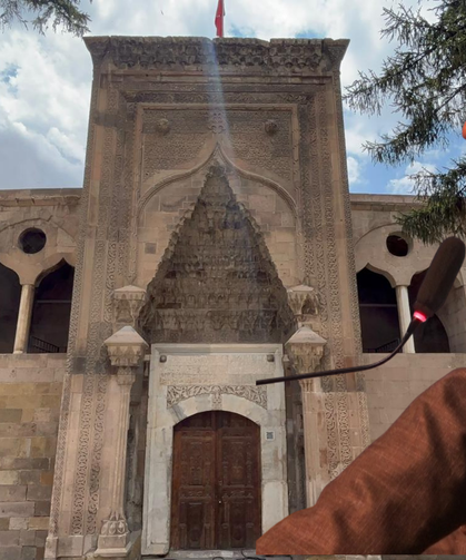Niğde’de Ak Medrese Gençlik Merkezi Olarak hizmete hazırlanıyor