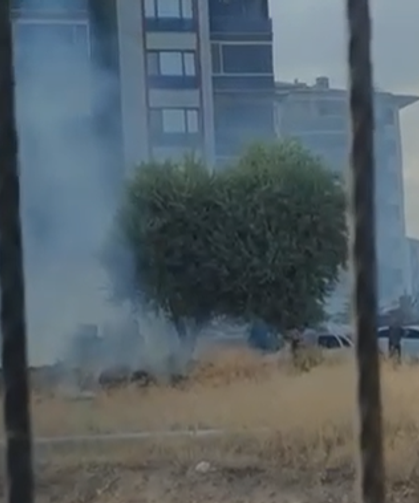 Niğde’de boş arazide ot yangını çıktı