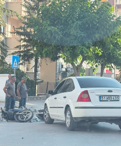 Niğde’de otomobil ile motosiklet çarpıştı: 1 yaralı