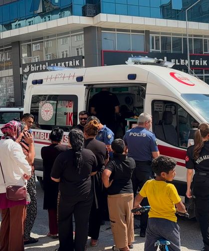 Niğde’de otomobilin çarptığı çocuk yaralandı