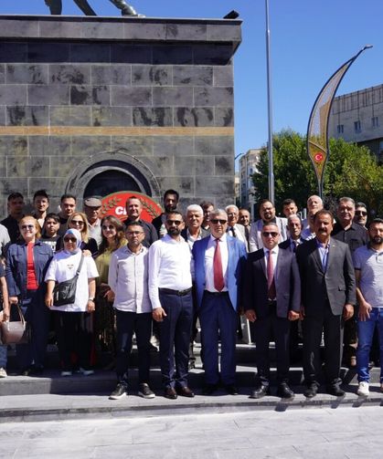 CHP Niğde’de 103. kuruluş yıl dönümünü kutladı