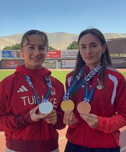 Niğdeli sporcu kardeşlerden büyük başarı