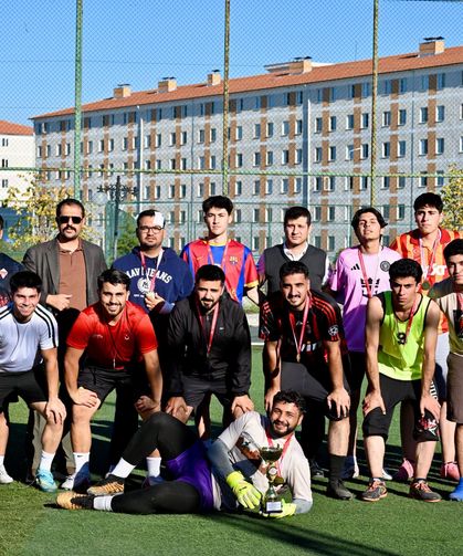 Ömer Halisdemir Yurdu’nda geleneksel futbol turnuvası düzenlendi