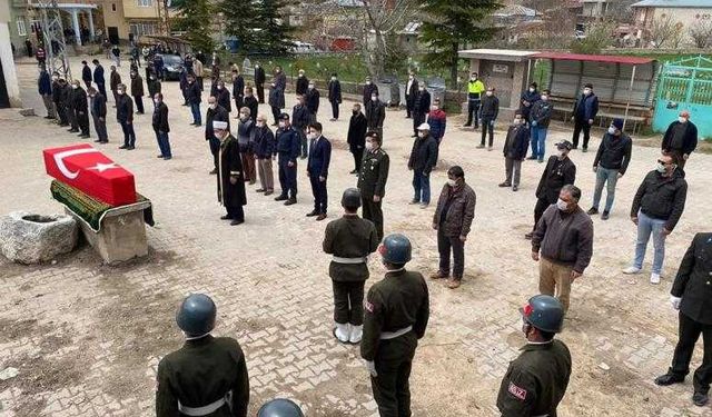 Hayatını kaybeden Kore Gazisi toprağa verildi 