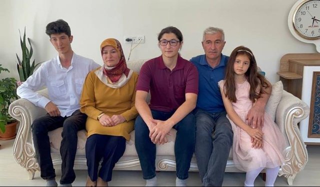 Niğde’nin gururu TYT Türkiye Birincisi Harun Durak