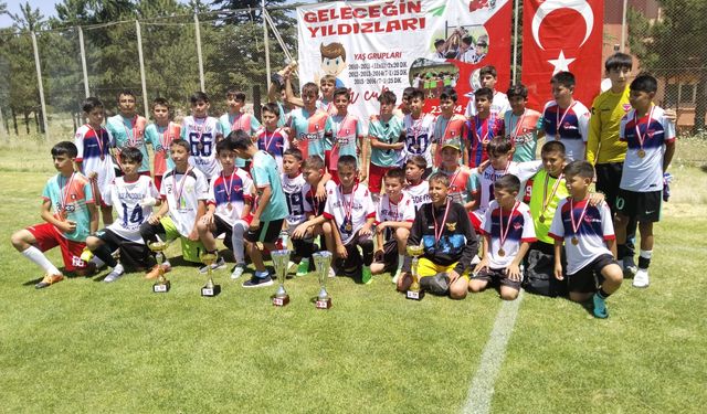 Niğde Anadolu FK Minikleri Trabzon’a Davet Edildiler