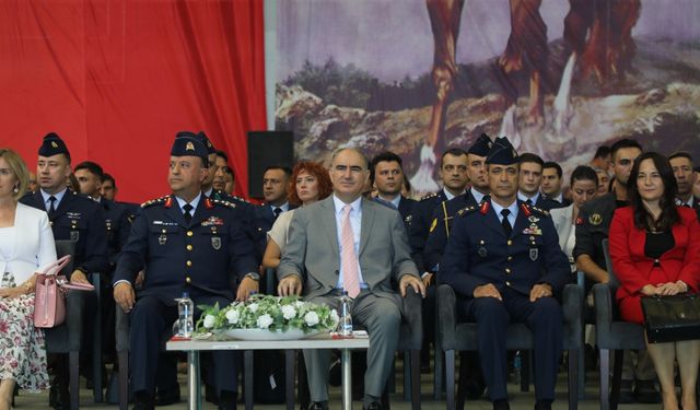 Konya'da komuta ve sancak devir teslim töreni