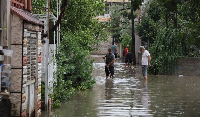 Rögarları kendi imkanlarıyla açmaya çalıştılar