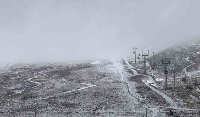 Erciyes’te kar yağışı etkili oldu
