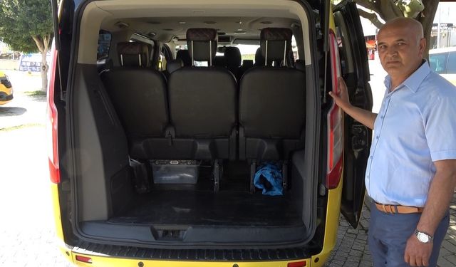 Takside unutulan 18 bin 300 euroyu sahibine teslim etti