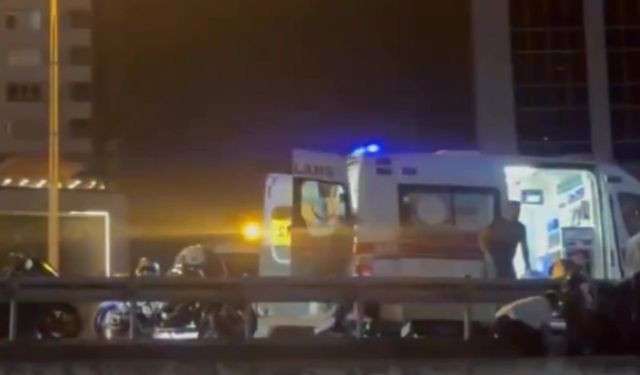 Motosiklet ile otomobil çarpıştı: 1 ağır yaralı
