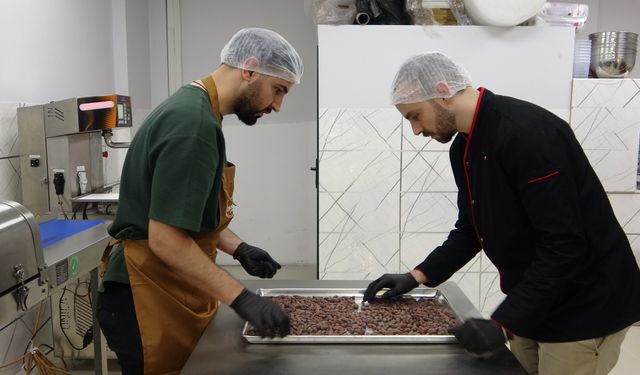 Dijital dünyadan çikolata atölyesine