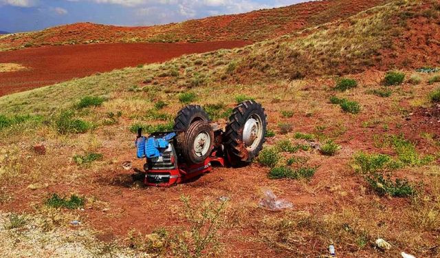 Sürücü hayatını kaybetti, eşi ağır yaralandı