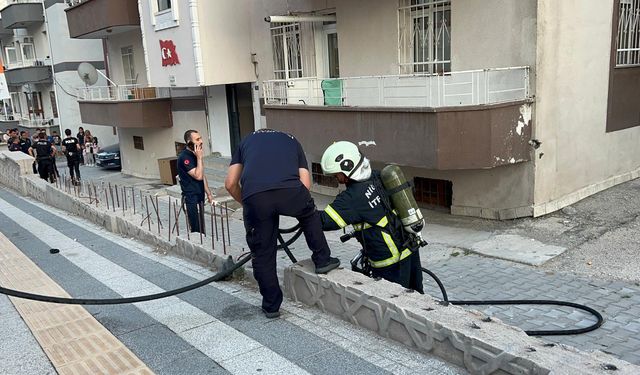 Niğde’de Apartman Dairesinde Yangın Paniği