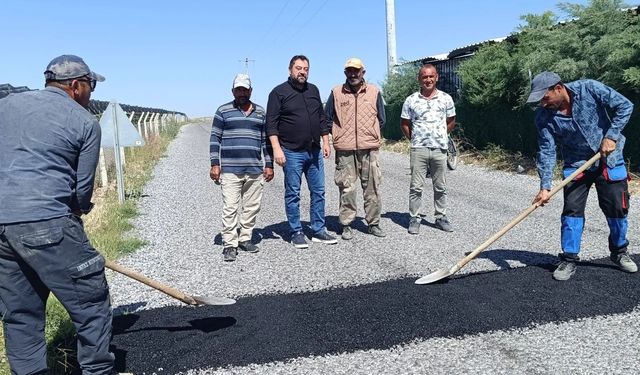 Çukurkuyu’da asfalt mesaisi