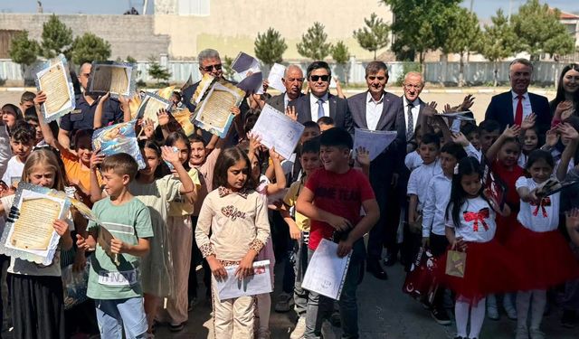 Altunhisar’da karne sevinci