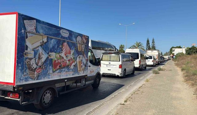 8 araç birbirine girdi: 10 yaralı