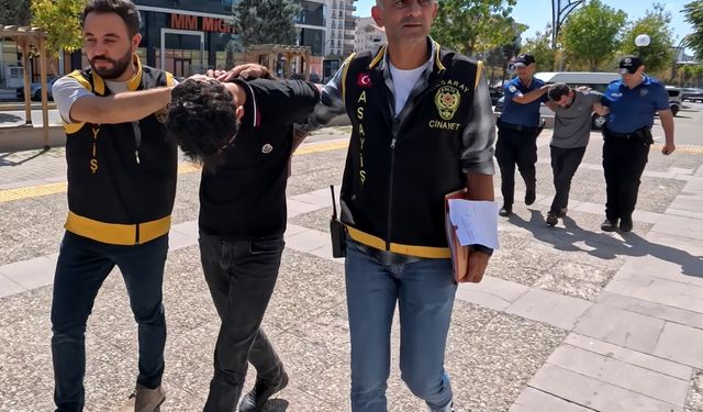 4 yaralıyla sonuçlanan kavgada baba-oğul serbest