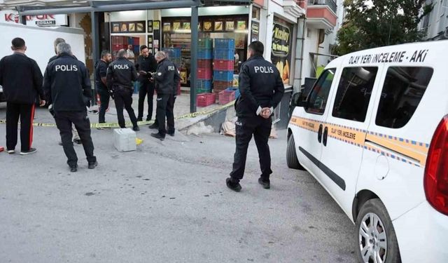 Aksaray’da silahlı ekmek kavgası kanlı bitti: 1 yaralı