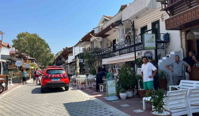 Otel odasında bir kadın ölü bulundu
