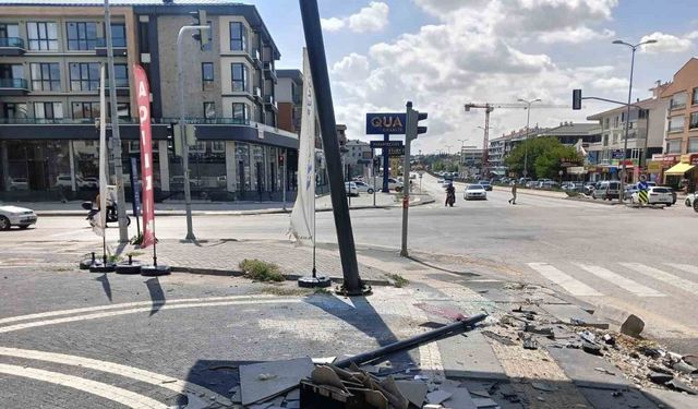 Taksi ile otomobil çarpıştı: 1 ölü, 1 ağır yaralı