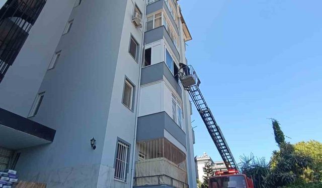 Evin mutfağında çıkan yangın söndürüldü