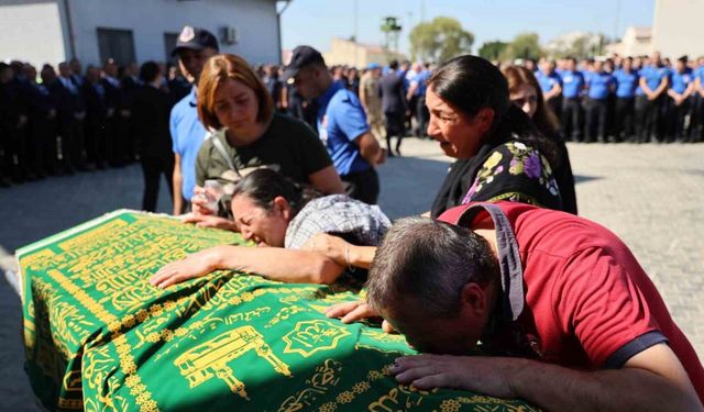 Görev çıkışı kazada ölen memurlar için cezaevinde tören düzenlendi
