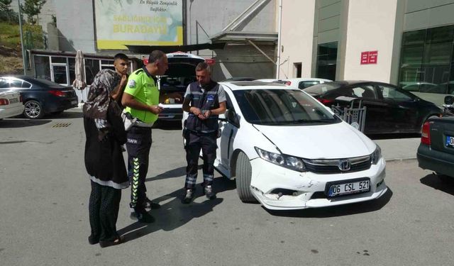 Kalp krizi geçiren sürücü 7 araca çarptı