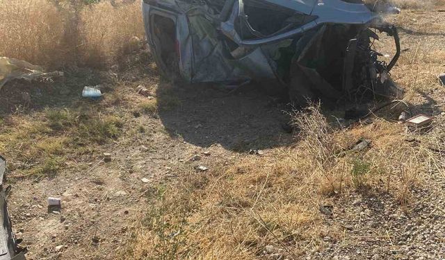 Kontrolden çıkan otomobil şarampole yuvarlandı: 1 ölü