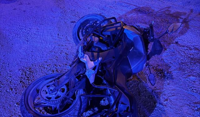 Motosiklet şarampole uçtu: 1 ölü, 1 yaralı