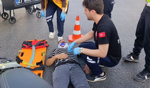 Minibüsün çarptığı motosikletin sürücüsü yaralandı