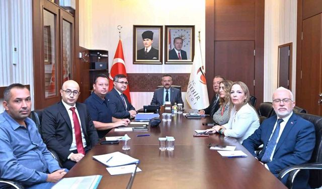 Sokak hayvanları için toplantı yapıldı