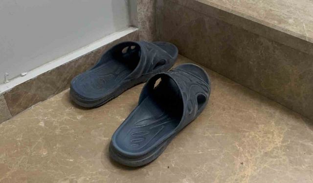 Terlik takasıyla hırsızlık: Eskiyi bıraktı, yeniyi götürdü