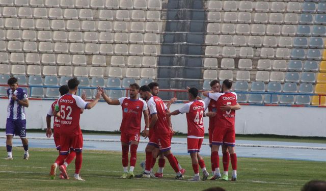 Niğde Belediyespor deplasmandan lider dönüyor