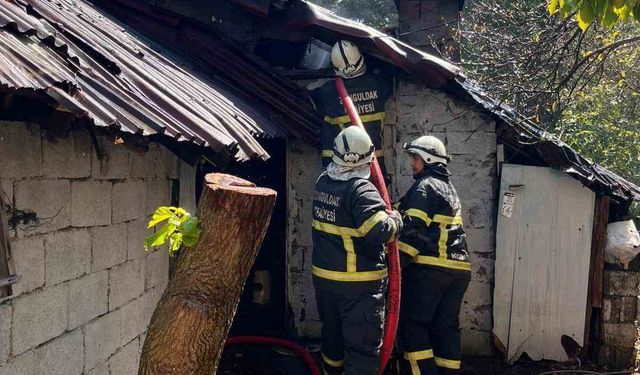 Yufka yaparken yangın çıktı
