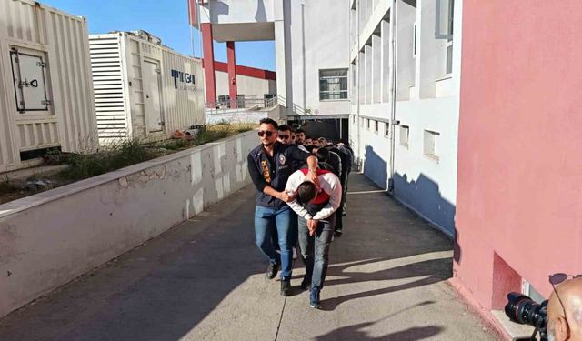 150 milyonluk yasadışı bahsi yöneten şebeke çökertildi