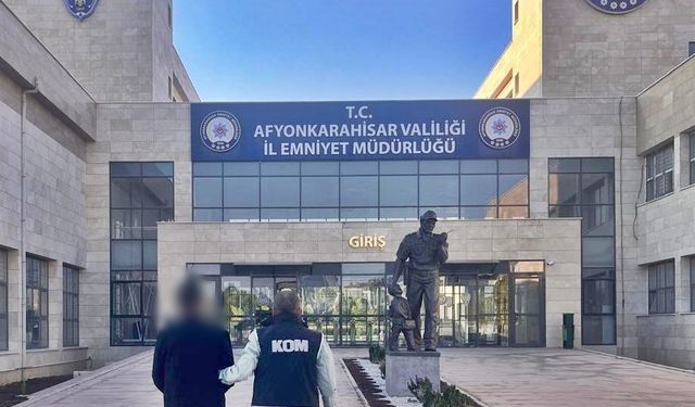 Aranan şahıs polis tarafından yakalandı