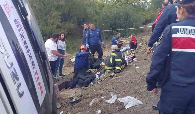 Tur otobüsü şarampole yuvarlandı