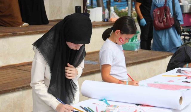 Çocuklar Filistinli akranları için resim çizdi