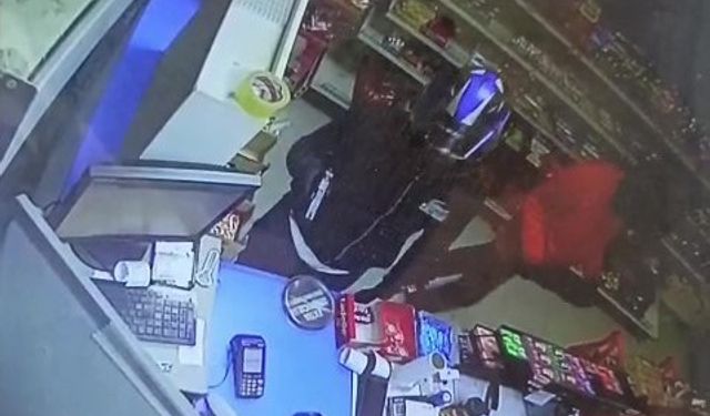 Petrol istasyonunda silahlı soygun